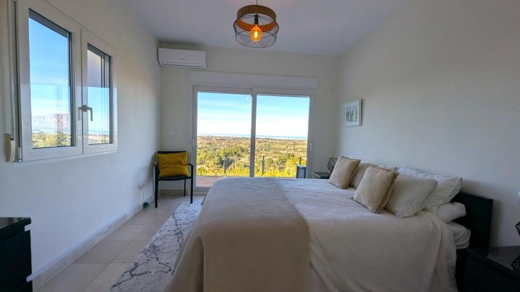 3 bed villa in Denia