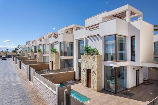 5 bed villa in Los Montesinos