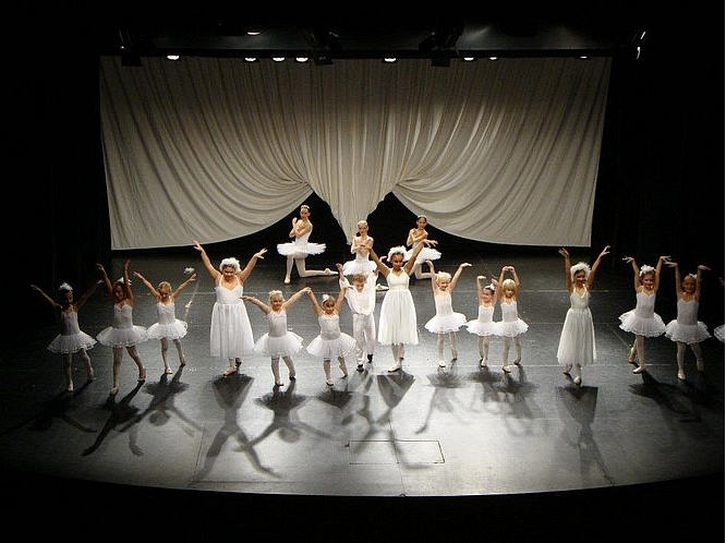Marcia's Dance Centre and Stage School