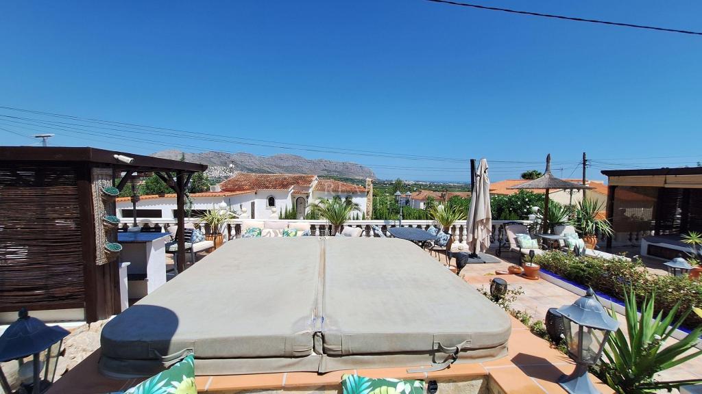 4 bed villa in Benidoleig