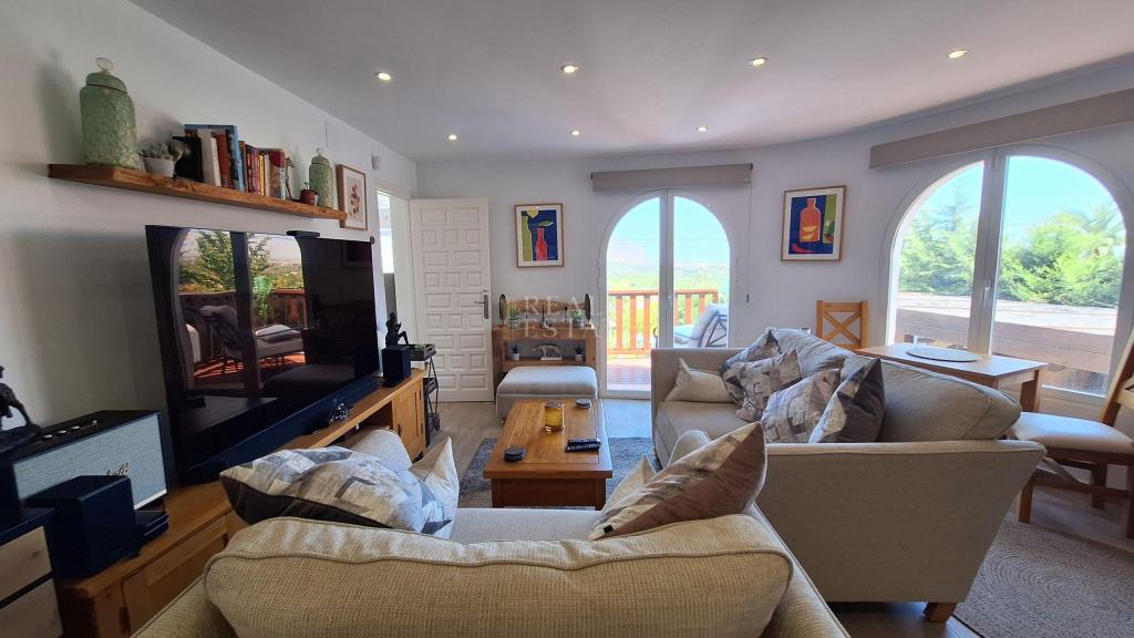 4 bed villa in Benidoleig
