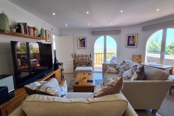 4 bed villa in Benidoleig