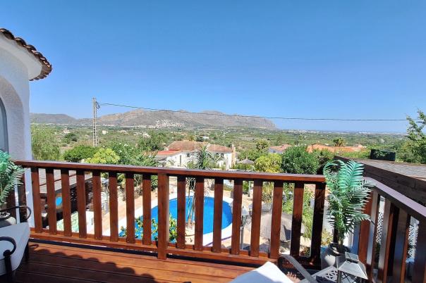 4 bed villa in Benidoleig