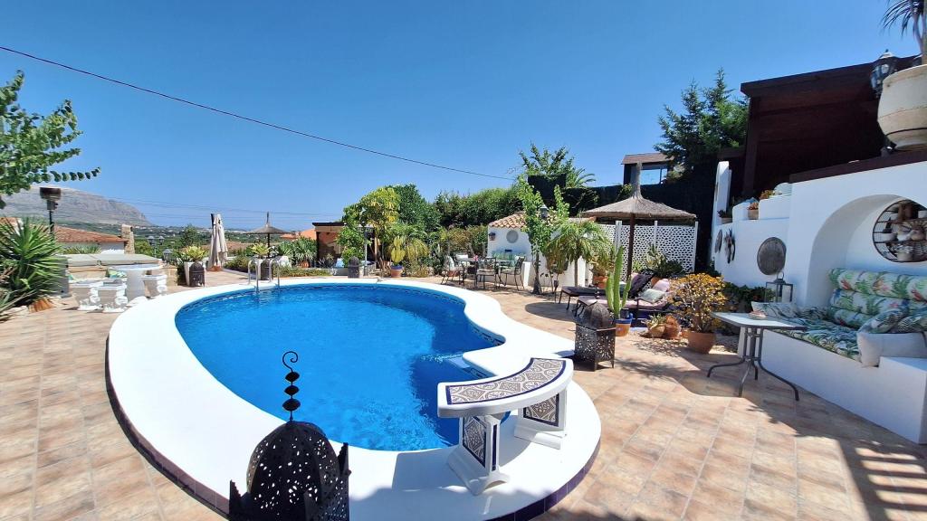 4 bed villa in Benidoleig
