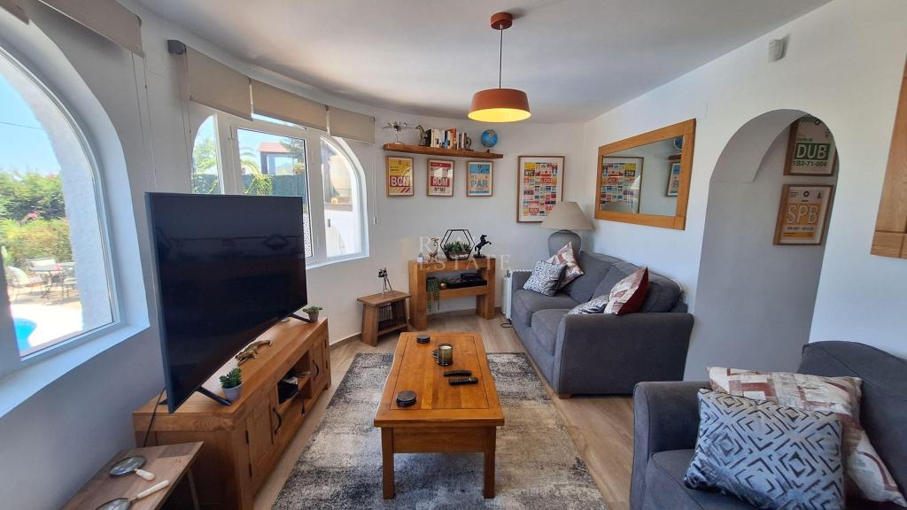 4 bed villa in Benidoleig
