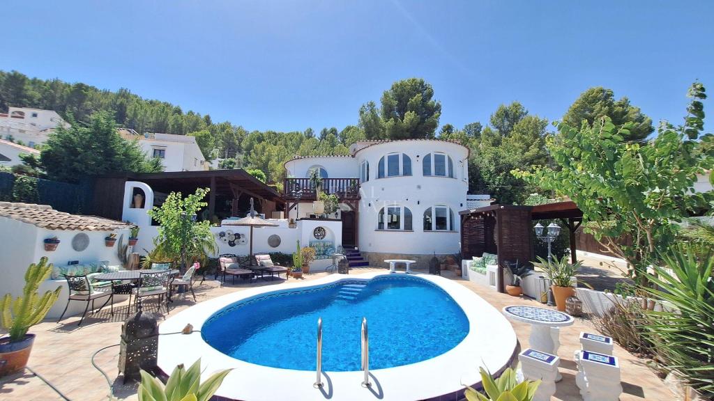 4 bed villa in Benidoleig