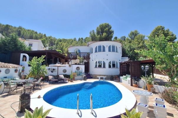4 bed villa in Benidoleig