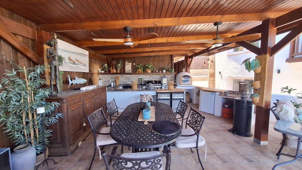 4 bed villa in Benidoleig