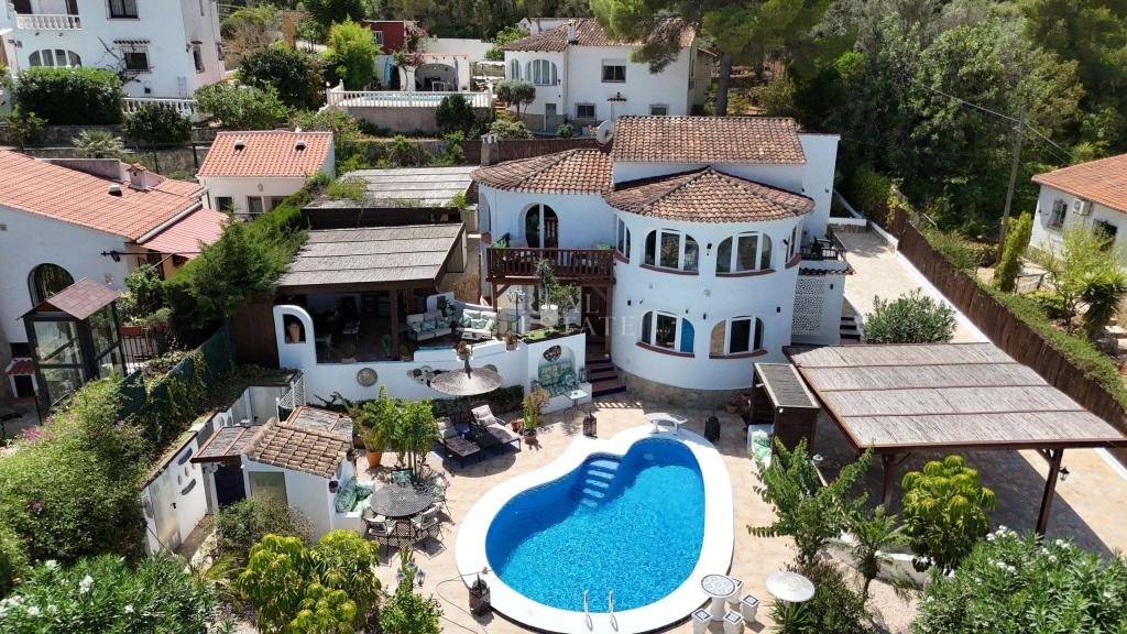 4 bed villa in Benidoleig