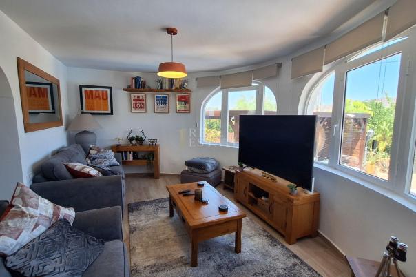 4 bed villa in Benidoleig