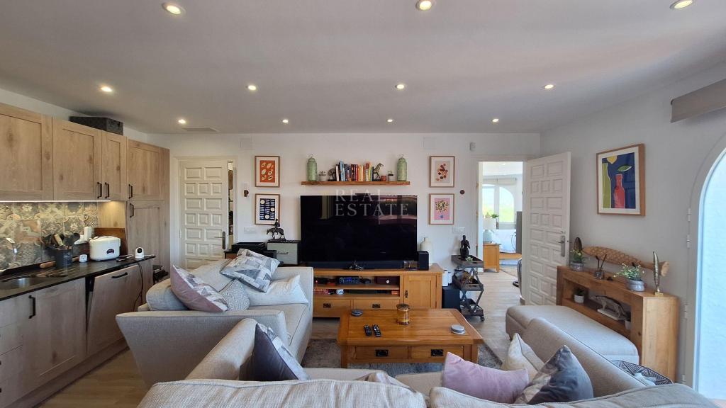 4 bed villa in Benidoleig