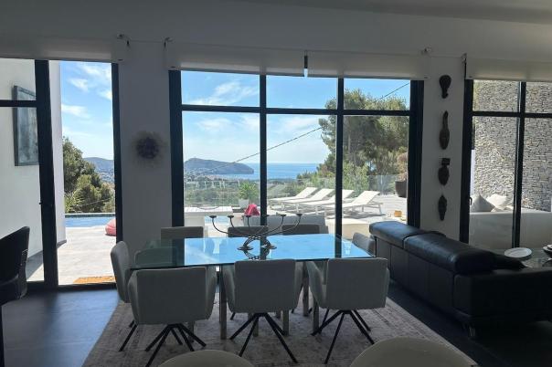 4 bed villas in Moraira