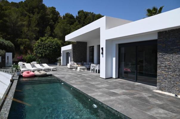 4 bed villas in Moraira