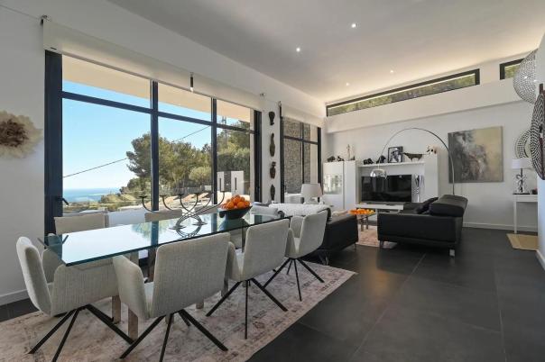 4 bed villas in Moraira