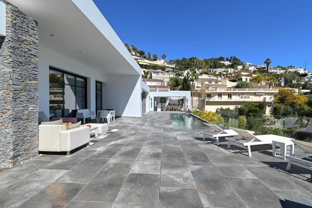 4 bed villas in Moraira
