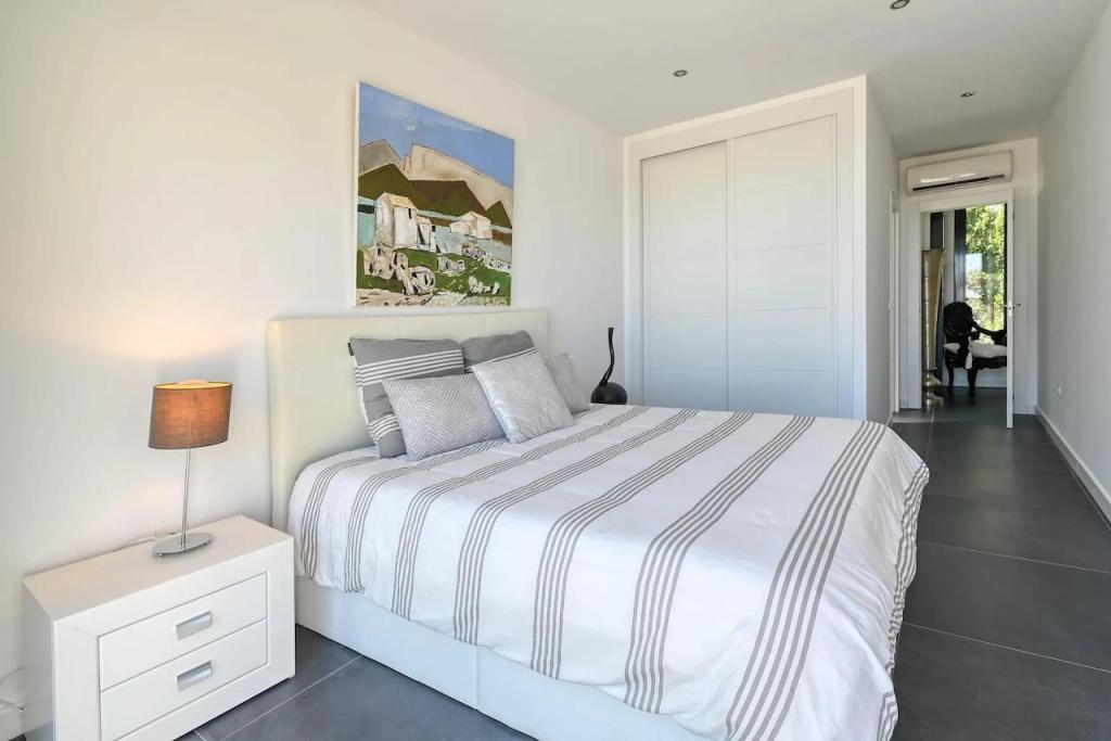 4 bed villas in Moraira