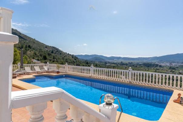 7 bed villa in Jalón