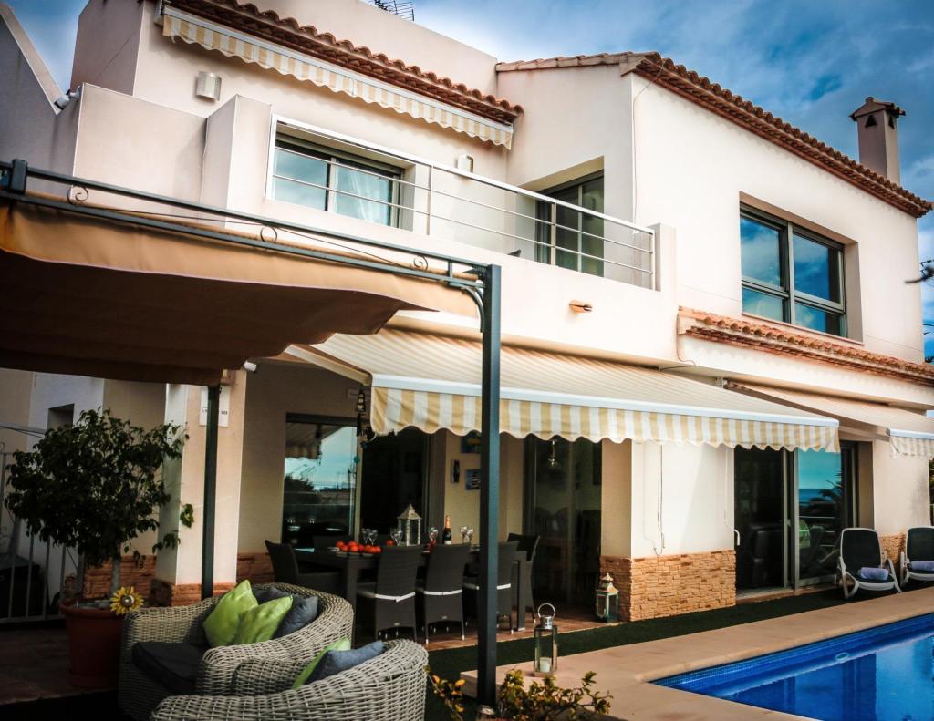 4 bed villa in Calpe