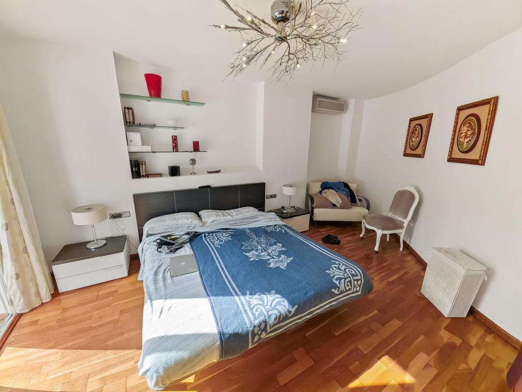 4 bed villa in Pedreguer