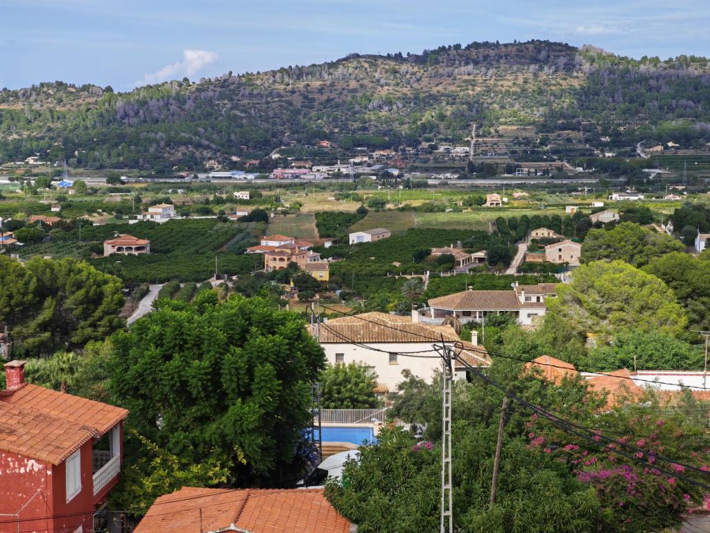 4 bed villa in Pedreguer