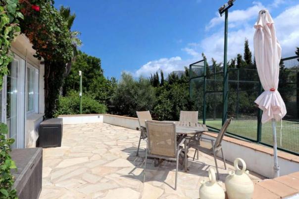 5 bed villas in Denia