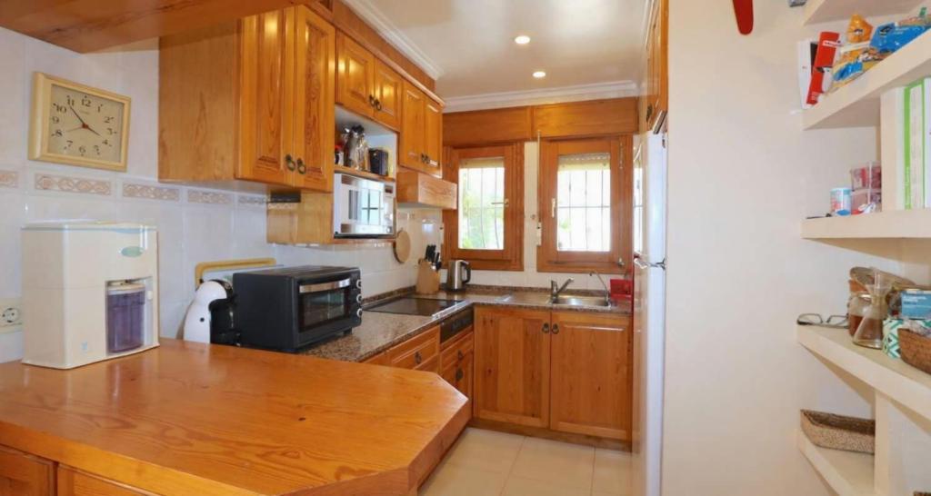 5 bed villas in Denia