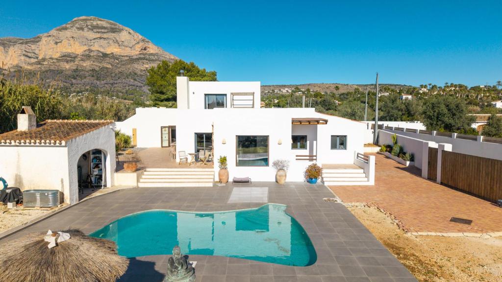 4 bed villa in Javea