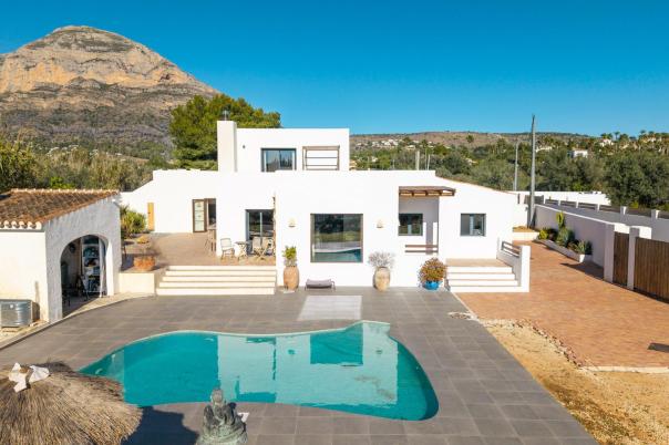 4 bed villa in Javea