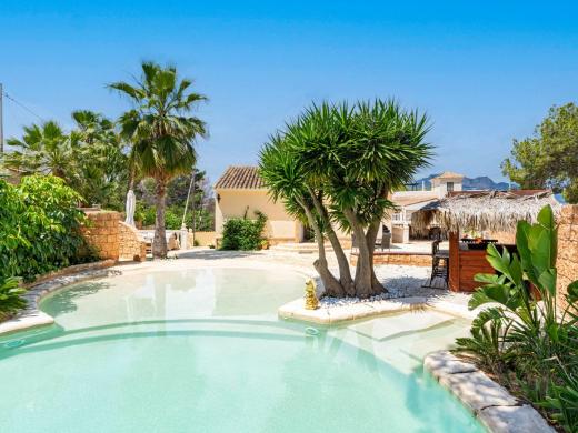 3 bed villa in Albir