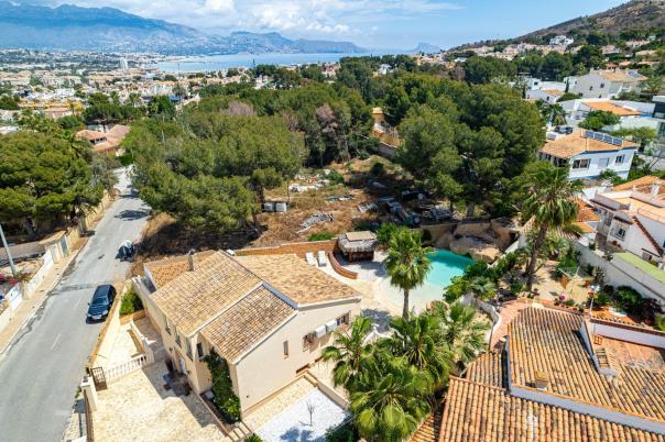 3 bed villa in Albir