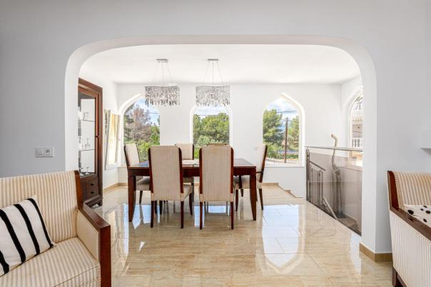 3 bed villa in Albir