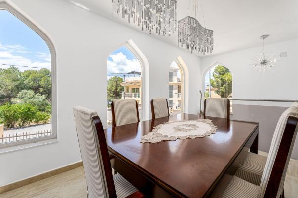 3 bed villa in Albir