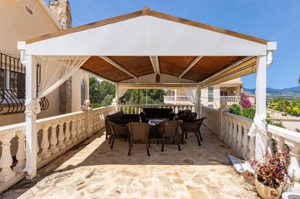 3 bed villa in Albir