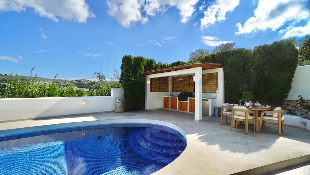 2 bed villas in Moraira