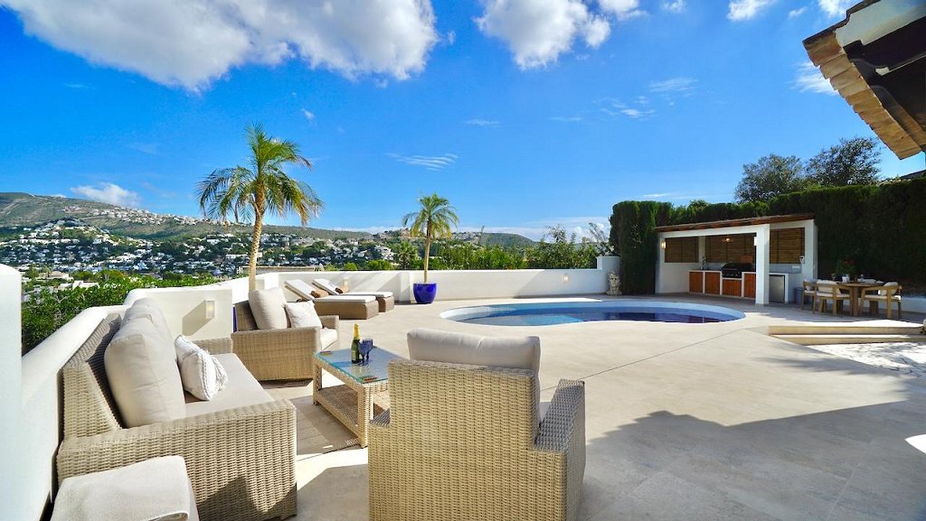 2 bed villas in Moraira