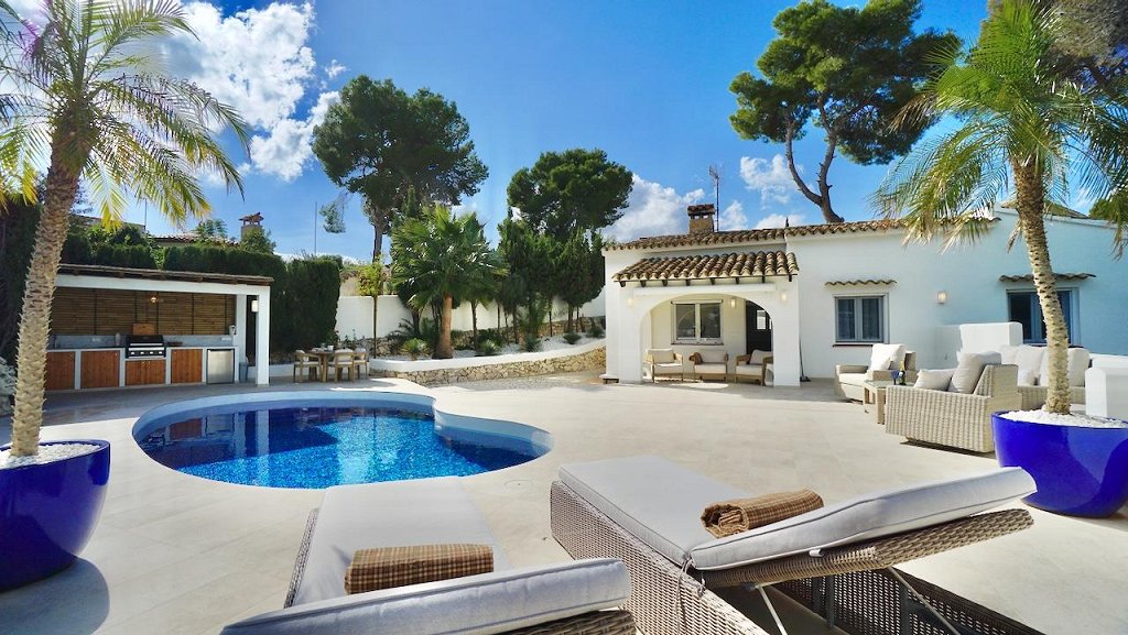 2 bed villas in Moraira