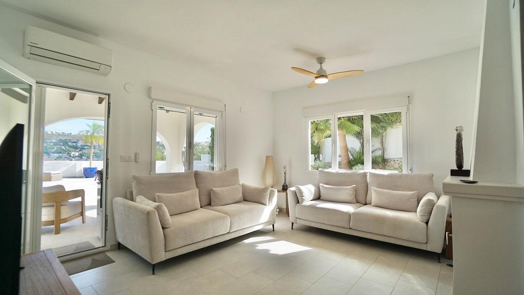 2 bed villas in Moraira