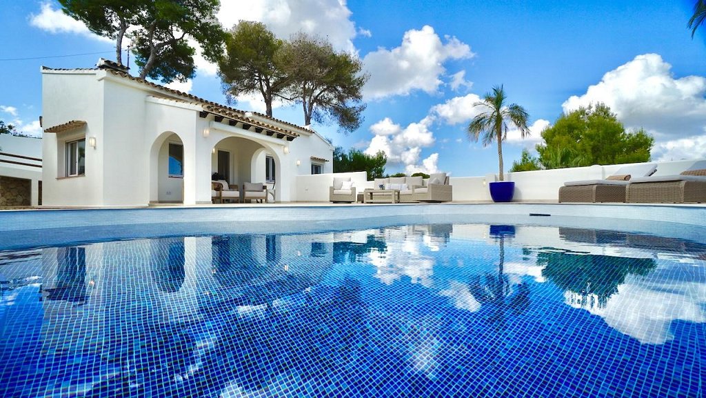 2 bed villas in Moraira