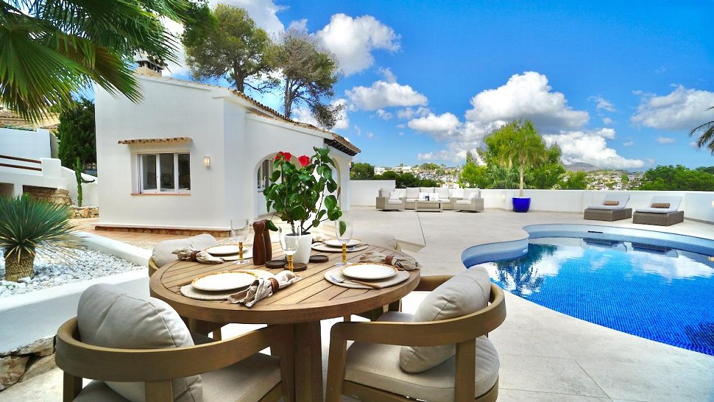 2 bed villas in Moraira