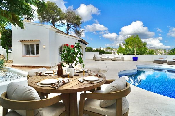 2 bed villas in Moraira