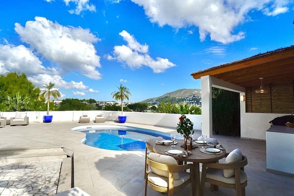 2 bed villas in Moraira