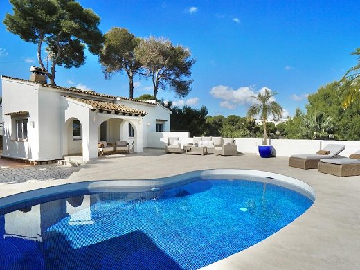 2 bed villas in Moraira