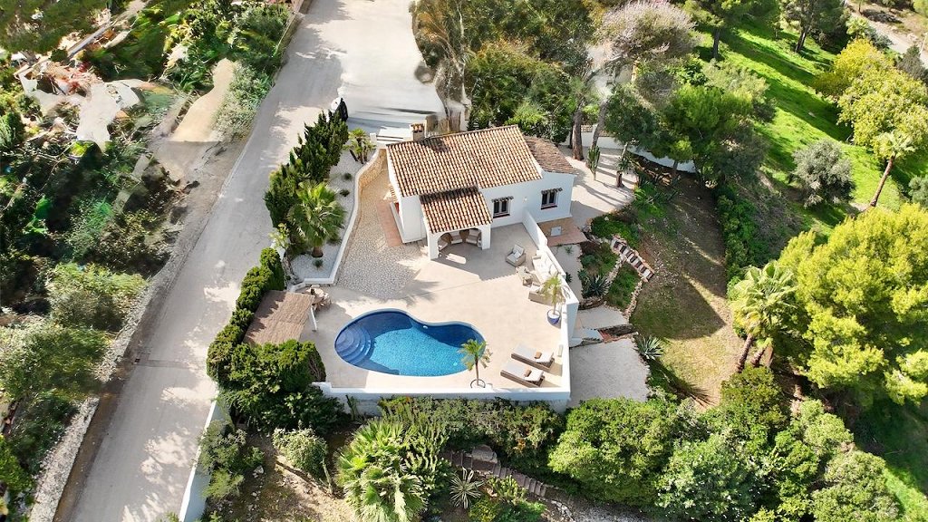 2 bed villas in Moraira