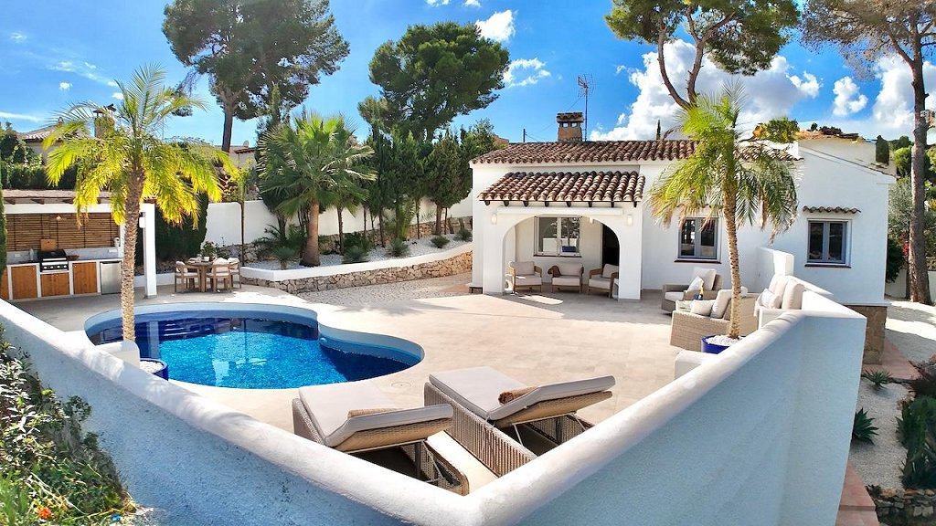 2 bed villas in Moraira