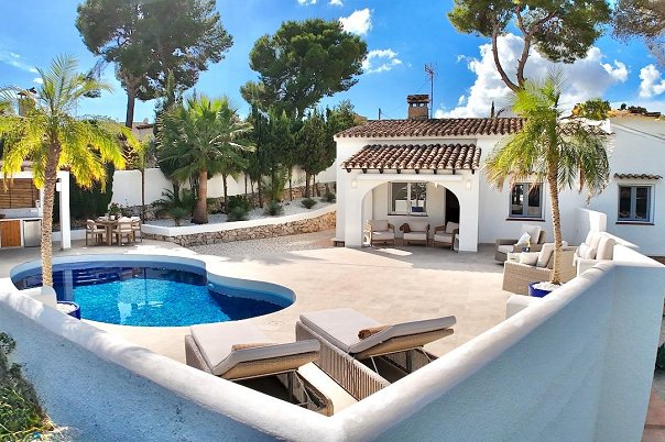 2 bed villas in Moraira
