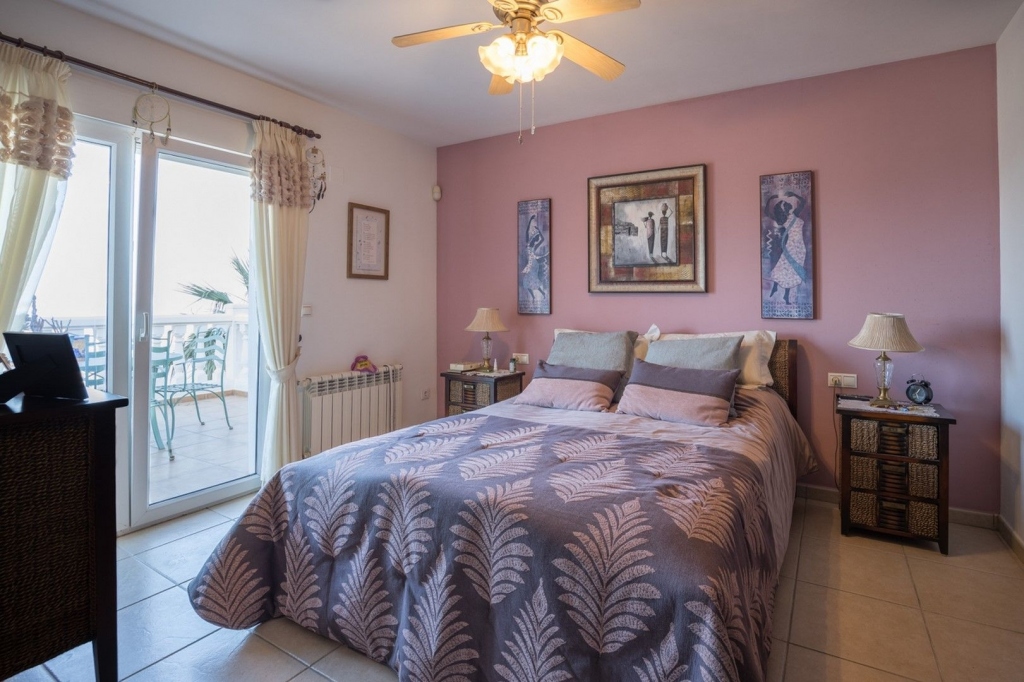 4 bed casa / chalet in Calpe