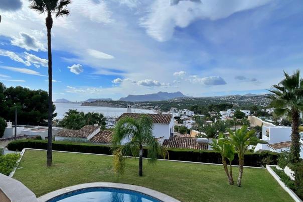 4 bed villa in Moraira
