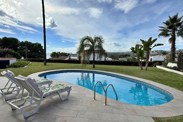 4 bed villa in Moraira