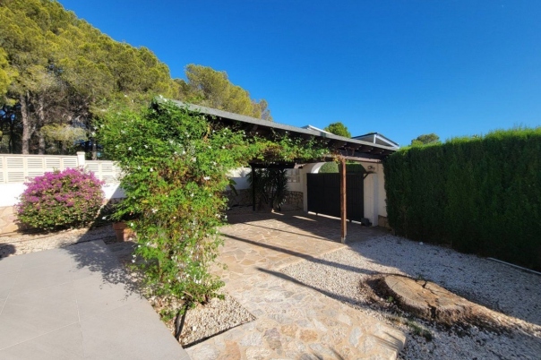 3 bed casa / chalet in Calpe / Calp