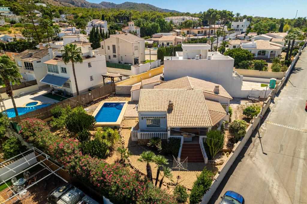 3 bed villa in Albir